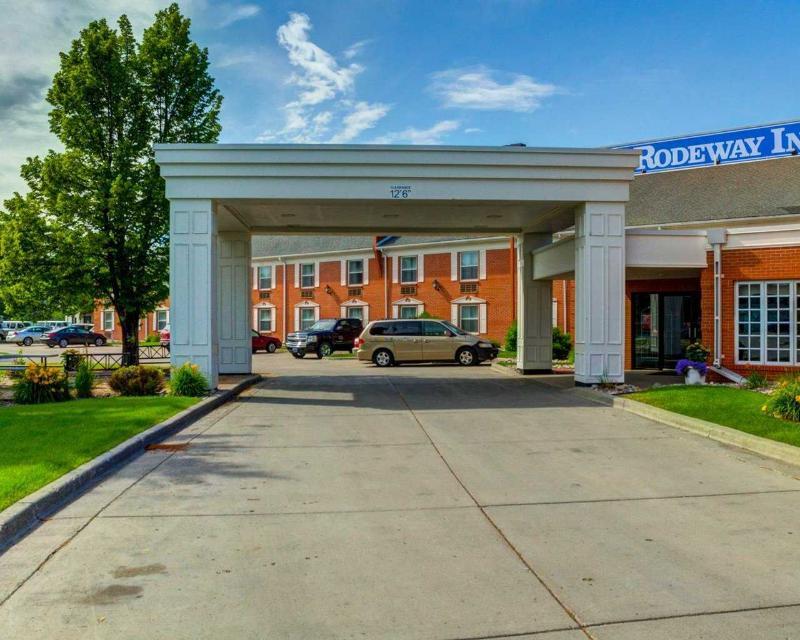 Devils Lake Inn By Oyo Near Devils Lake Regional Airport Экстерьер фото