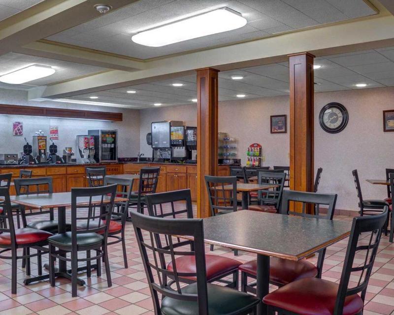Devils Lake Inn By Oyo Near Devils Lake Regional Airport Экстерьер фото